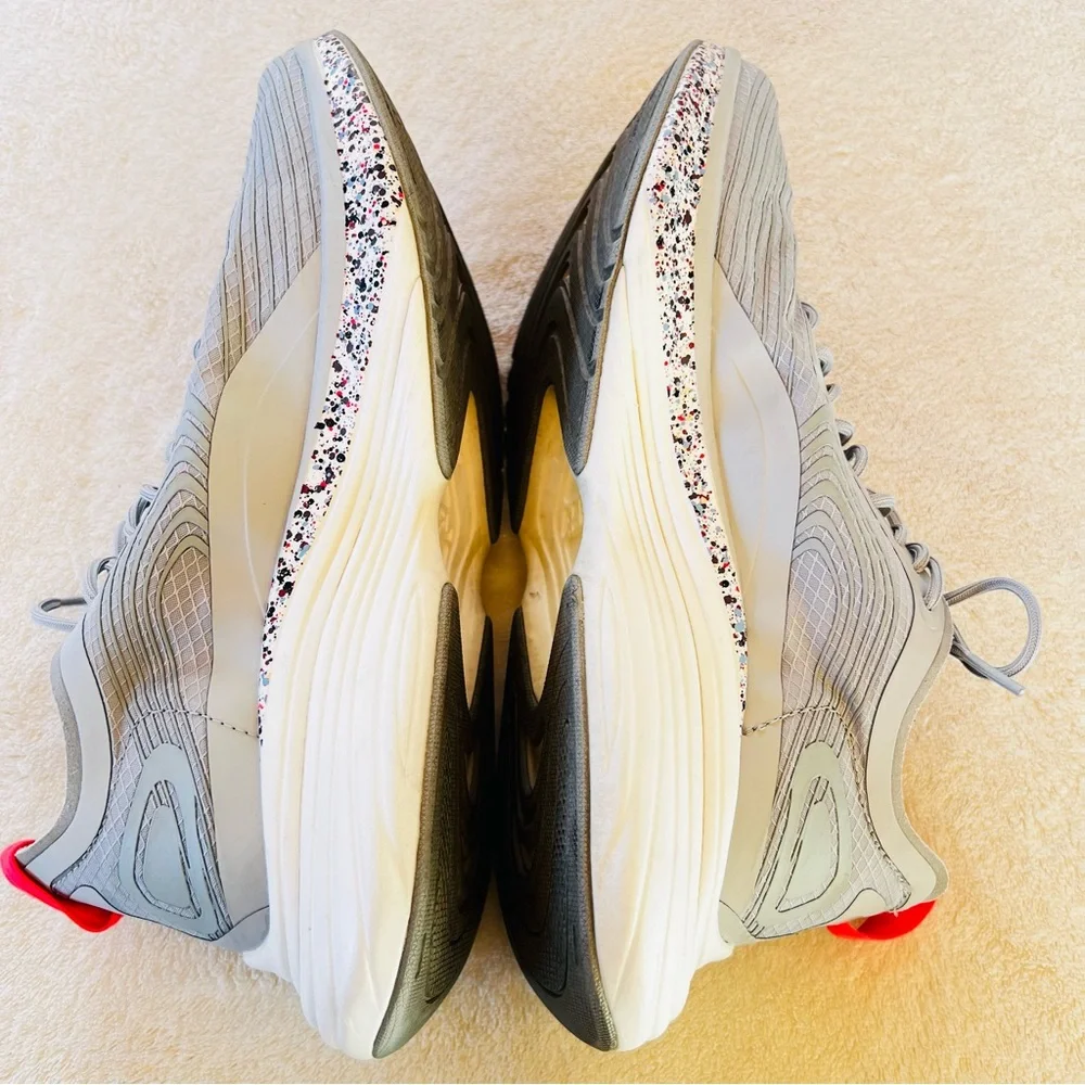 Athletic Propulsion Labs excellent pre